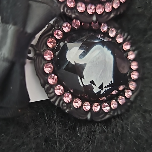 Betsey Johnson Black Bow & Vintage Look Swan Picture Frame Drop Earrings NWT - Picture 3 of 5